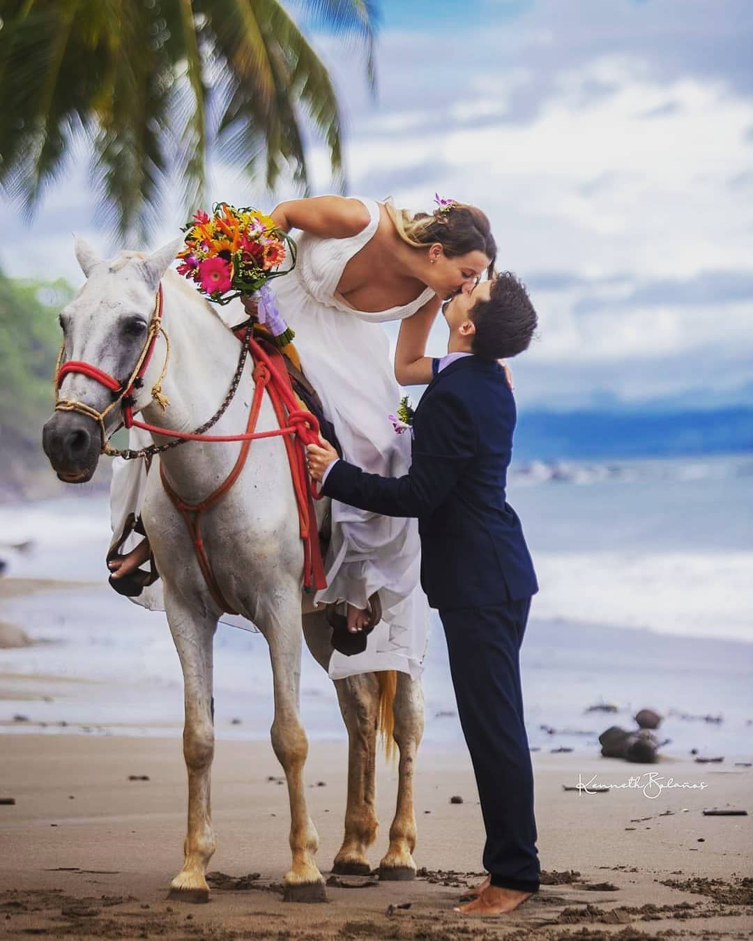 fotografia pareja boda playa costa rica